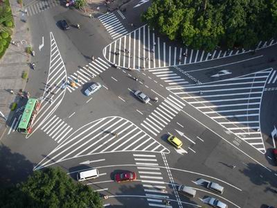 三叉路口道路標(biāo)線